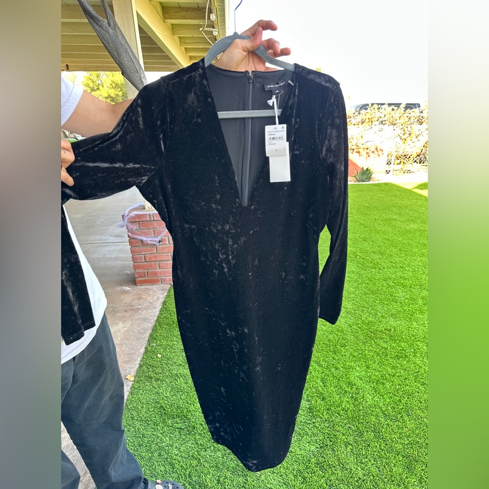 Good American Black Velvet Dress